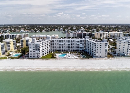 3443 Gulf Shore Boulevard N - Photo 1
