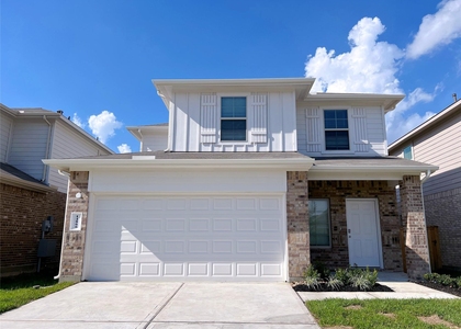 14866 Cypress Hollow Drive - Photo 1