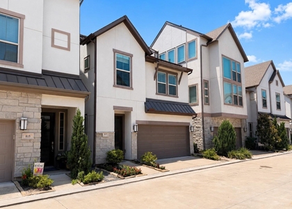 817 Kamano Avenue - Photo 1