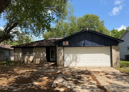 2905 Arkansas Avenue - Photo 1