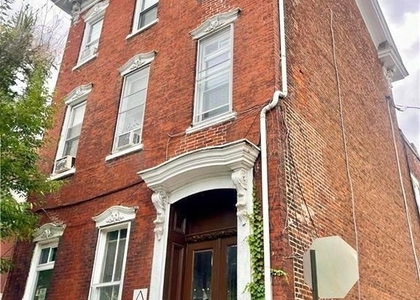 122 N 8th Street - Photo 1