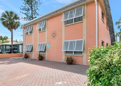 3514 Gulf Boulevard - Photo 1