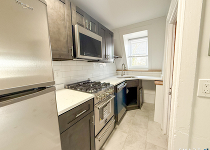40 Franklin Street - Photo 1