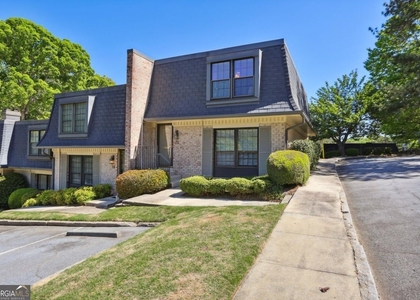 73 La Rue Place Nw - Photo 1