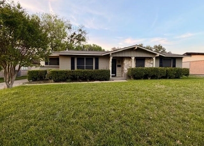 710 Silverstone Drive - Photo 1