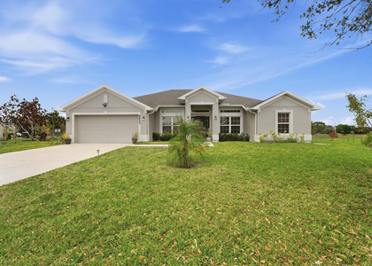 5923 Nw Brianna Court - Photo 1