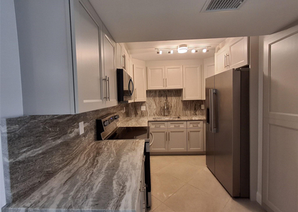 8763 Shadow Wood Boulevard - Photo 1