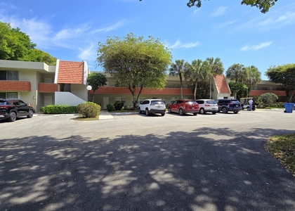 800 Cypress Boulevard - Photo 1