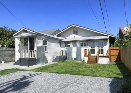 1344 E 43rd - Photo 1