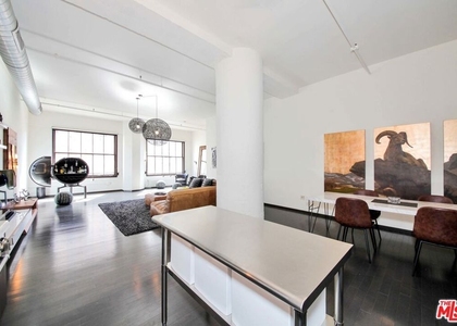 1645 N Vine Street - Photo 1