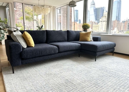 245 W 19th Street - Photo 1
