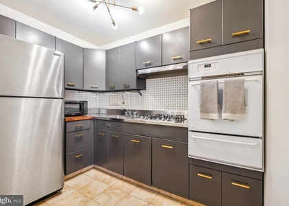 2401 H Street Nw - Photo 1