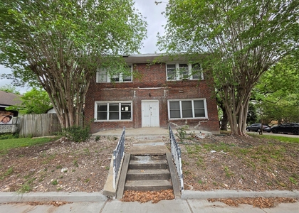 1226 W Gray Street - Photo 1