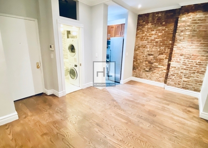 East 32nd St - Photo 1
