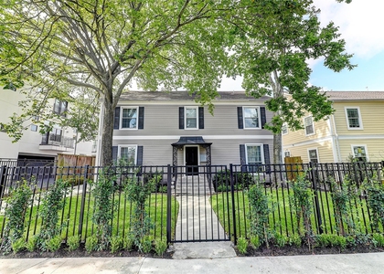 2509 Shakespeare Street - Photo 1
