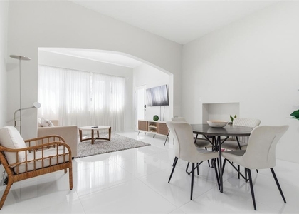 56 Calle F Krug Condado - Photo 1