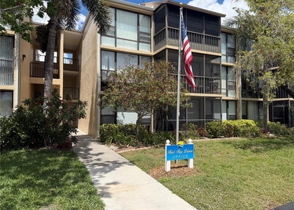 618 Bird Bay Drive S - Photo 1
