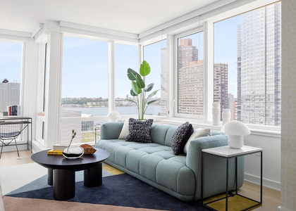  West 38th Street - Photo 1