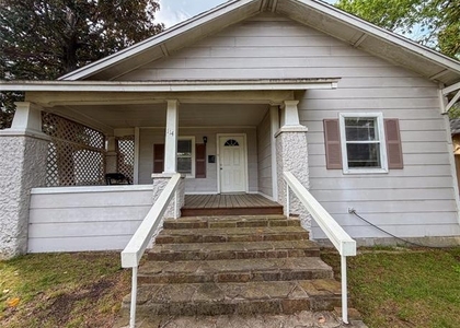 114 E Hull Street - Photo 1