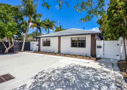 1236 Ne 12th Avenue - Photo 1