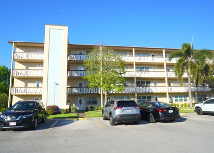 401 Southampton A - Photo 1