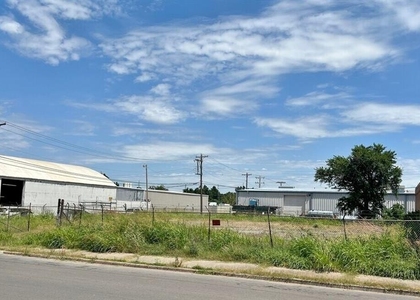 1139 Nw 4th Street - Photo 1