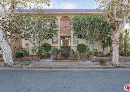 2616 5th Street - Photo 1