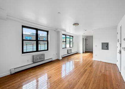 E 147th St - Photo 1