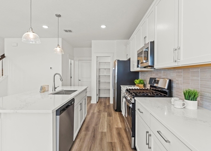 108 Hartson Dr - Photo 1