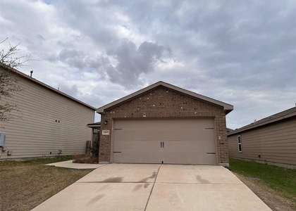 1469 Breanna Ln - Photo 1
