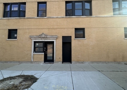 2353 N Springfield Avenue - Photo 1