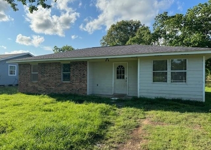 1208 Glendale Street - Photo 1