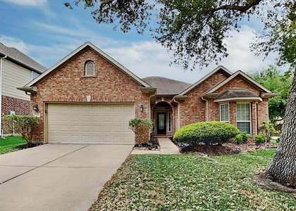10923 Tattershall Lane - Photo 1