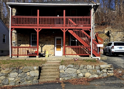 73 Woodbridge Avenue - Photo 1