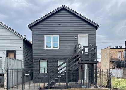 1937 W Grand Avenue - Photo 1