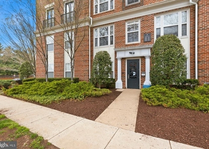 7 Booth Street - Photo 1