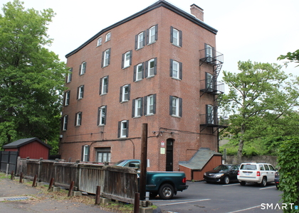 488 Chapel Street - Photo 1