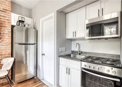 6th Avenue - Photo 1