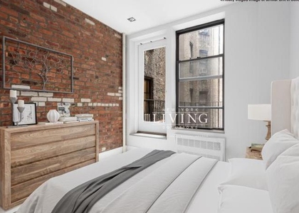 Stanton Street - Photo 1