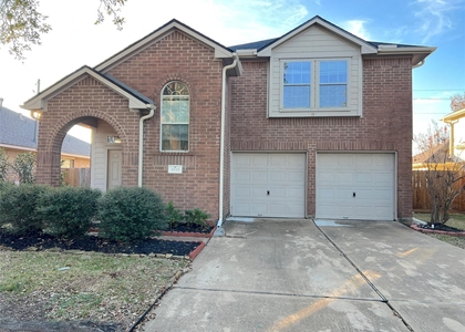 5535 Bear Paw Circle - Photo 1