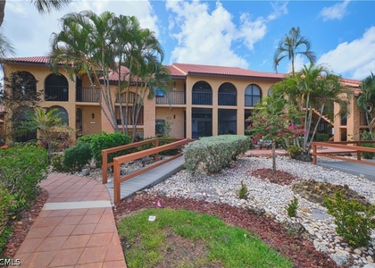 5510 Sw 4th Place - Photo 1