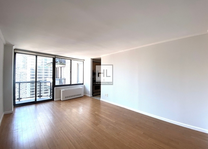 West 48th Street - Photo 1