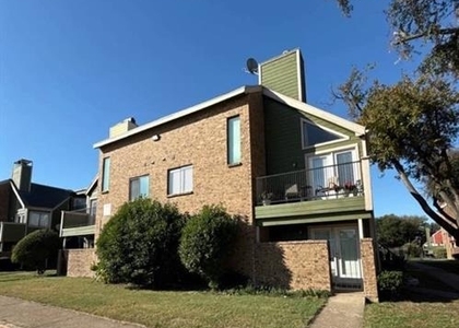 9837 Walnut Street - Photo 1