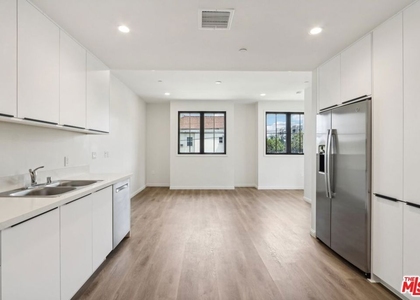 951 S Wilton Place - Photo 1