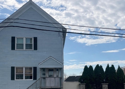 110 Oak Tree Avenue - Photo 1