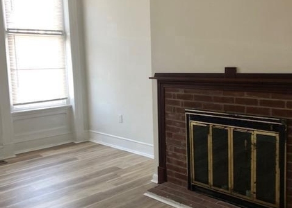 1904 Fairmount Avenue - Photo 1