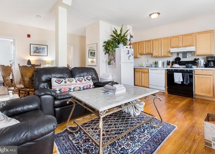 321 N Front Street - Photo 1