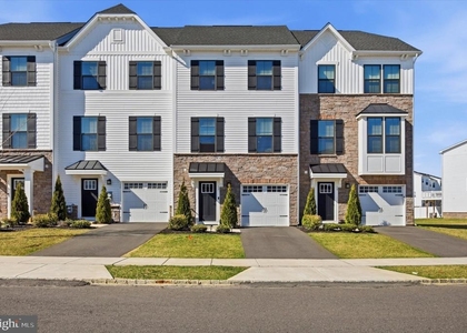 17 Sage Way - Photo 1