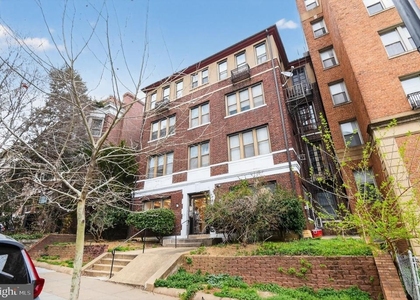 1919 19th Street Nw - Photo 1