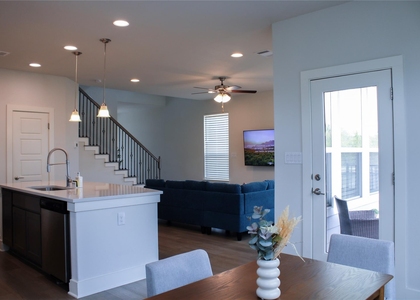1007 Harwell Loop - Photo 1